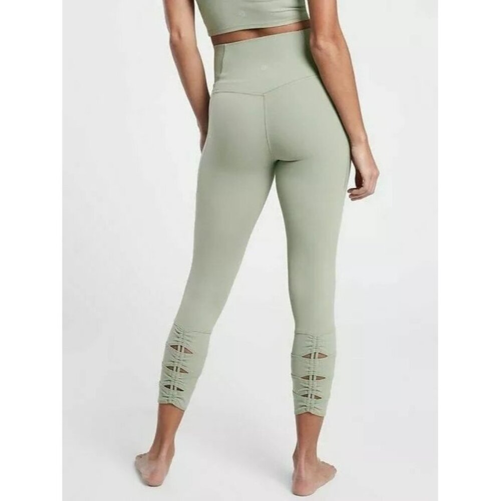 Athleta Salutation Stash Pocket II Cinch 7/8 Leggings Sage Green Yoga Pants c1